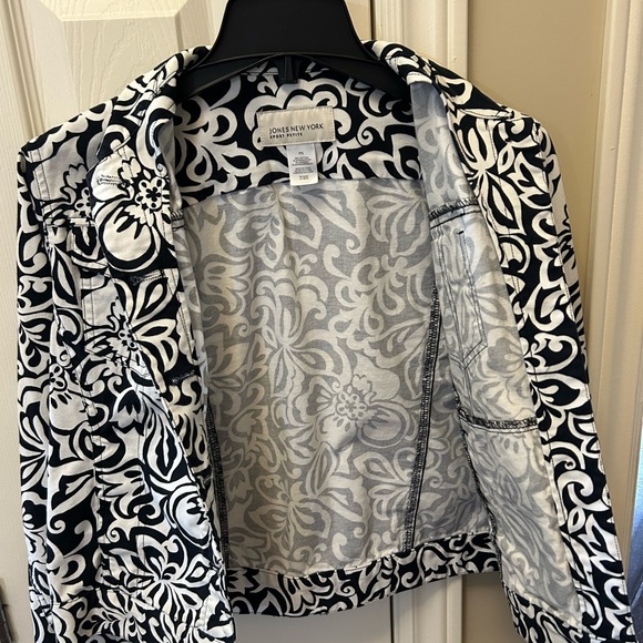 Jones New York Sport Petite Jacket - Picture 4 of 5